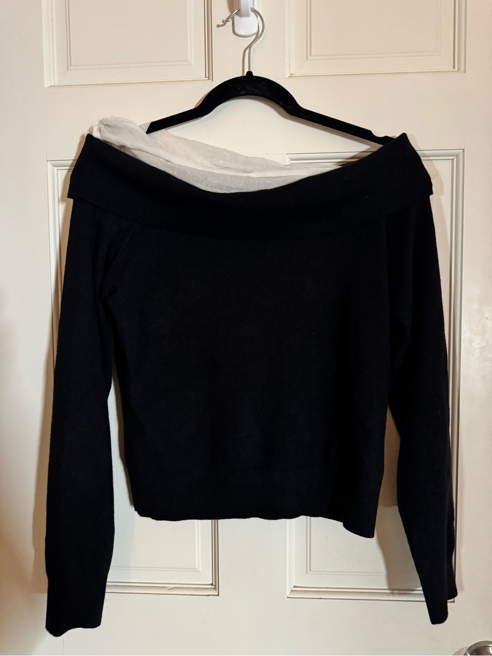 NWT Line & Dot Ysa Off Shoulder Sweater Black Ivory M